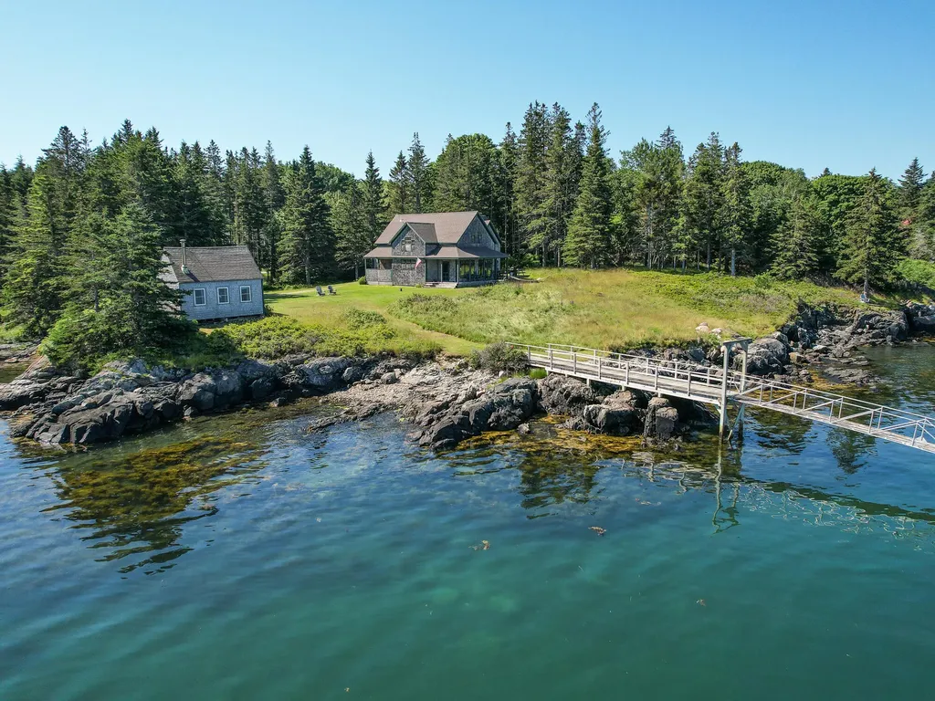 318 Atlantic Road Swans Island ME 04685