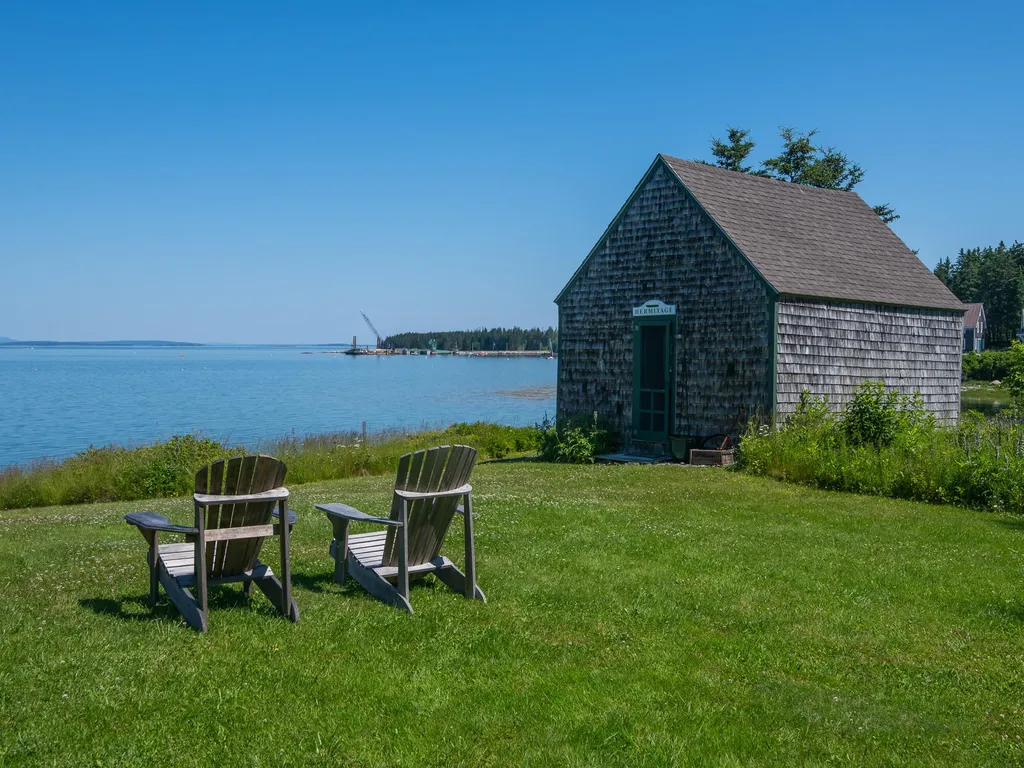 318 Atlantic Road Swans Island ME 04685