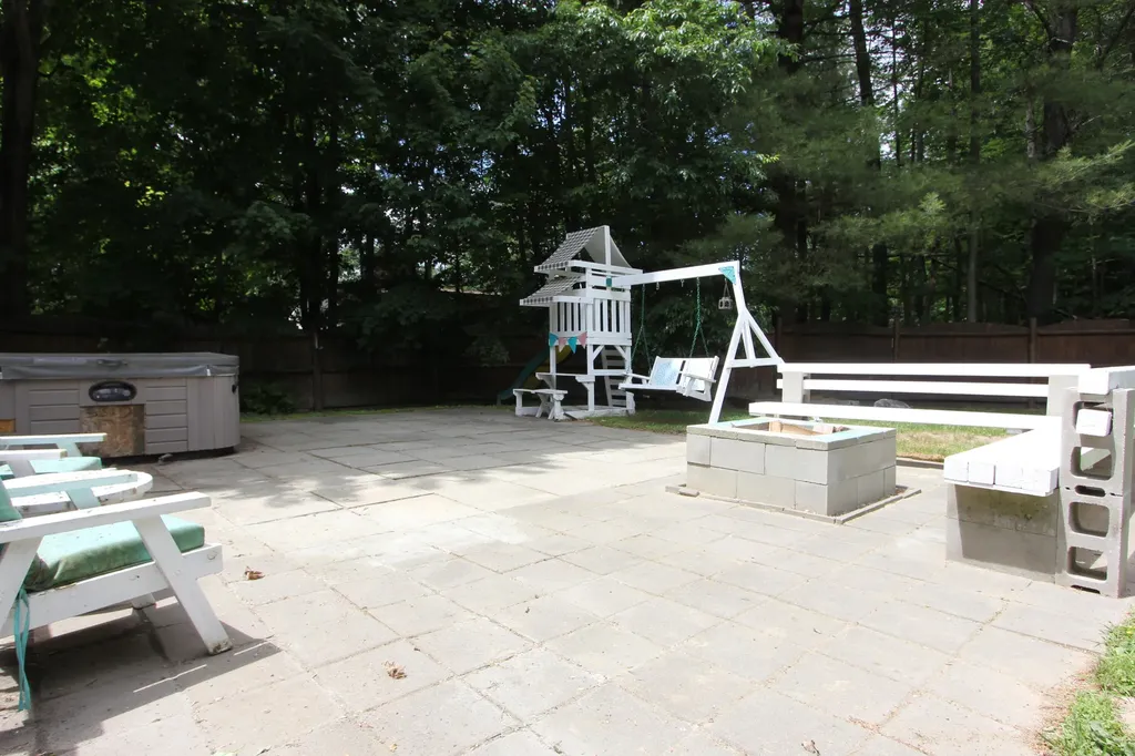 24 Woodville Road Lewiston ME 04240