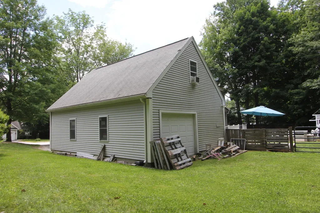 24 Woodville Road Lewiston ME 04240