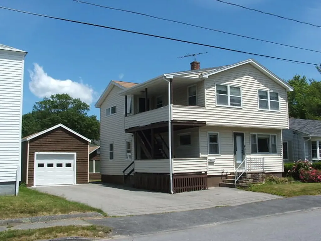5 Sheltra Avenue Biddeford ME 04005