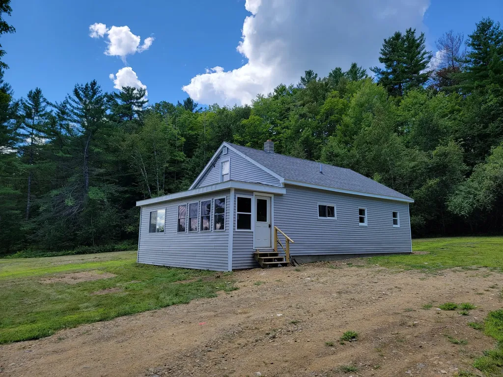 346 Middle Street Farmington ME 04938