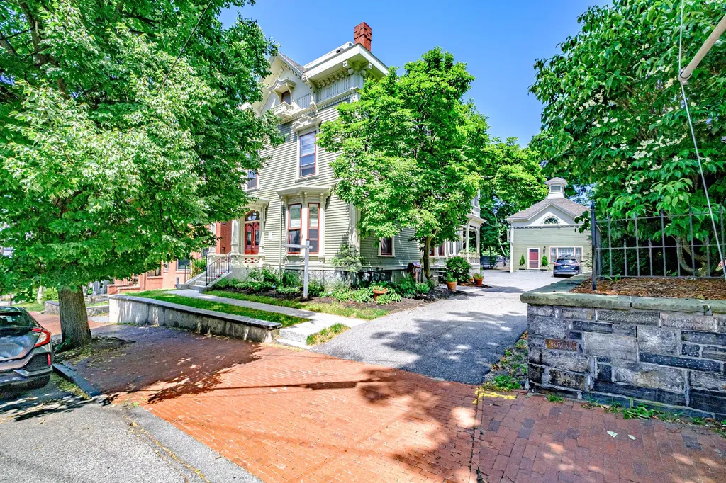 11 Mellen Street Portland ME 04101