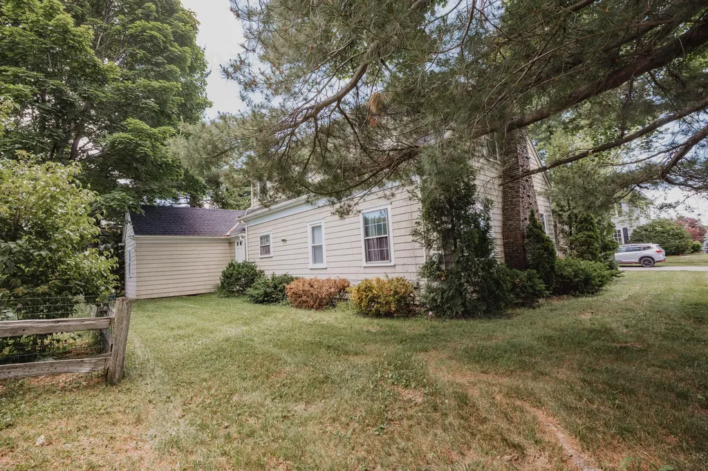 203 Nowell Road Bangor ME 04401