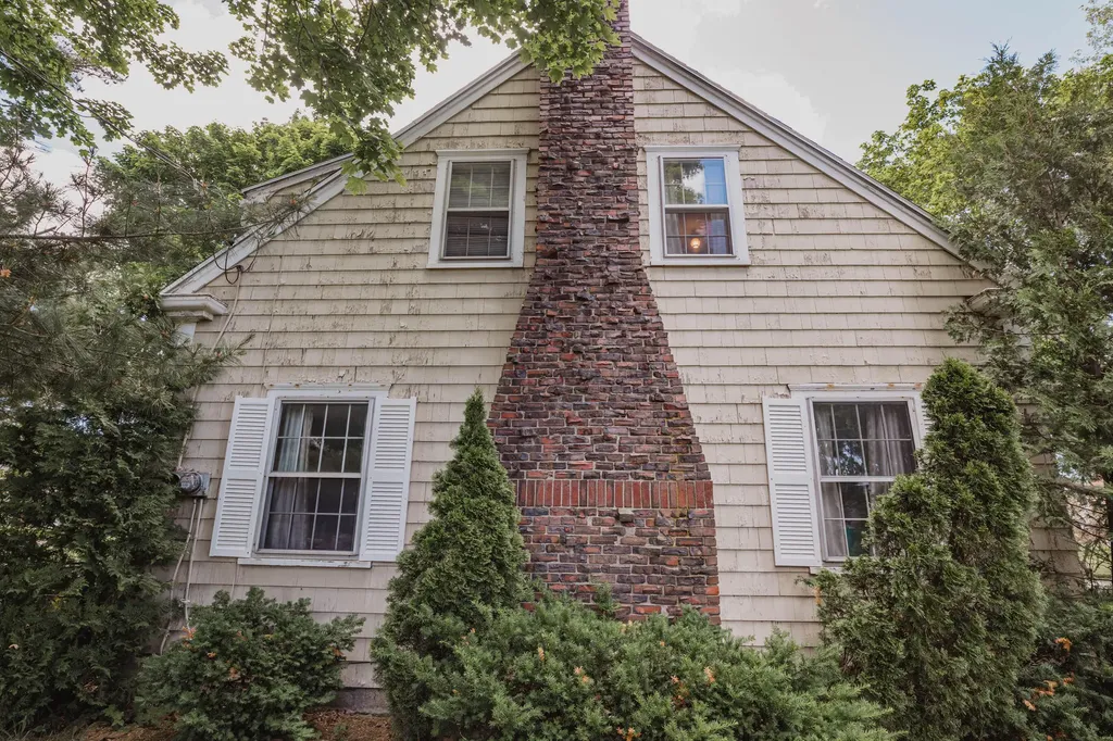 203 Nowell Road Bangor ME 04401