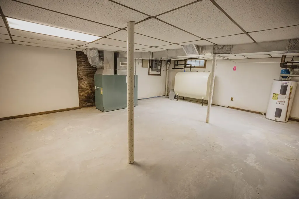 203 Nowell Road Bangor ME 04401
