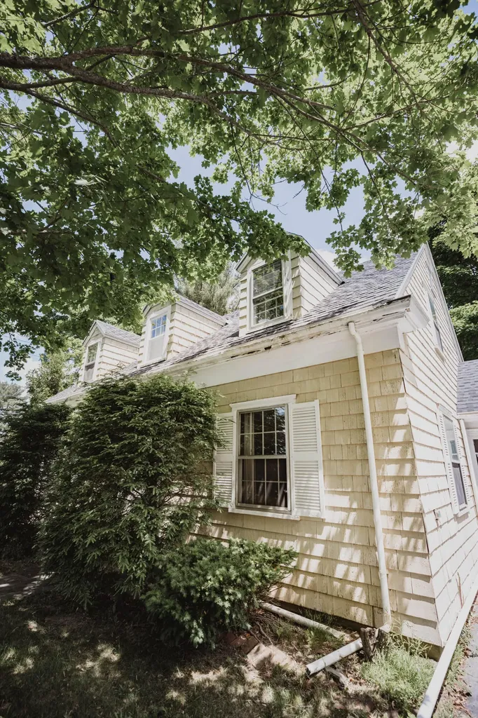 203 Nowell Road Bangor ME 04401