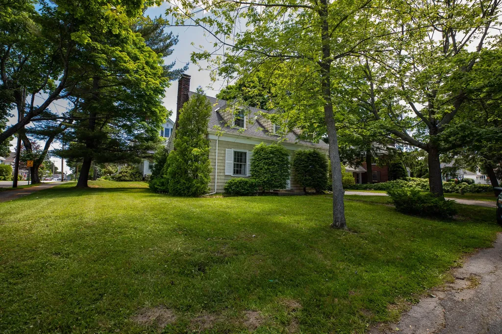 203 Nowell Road Bangor ME 04401