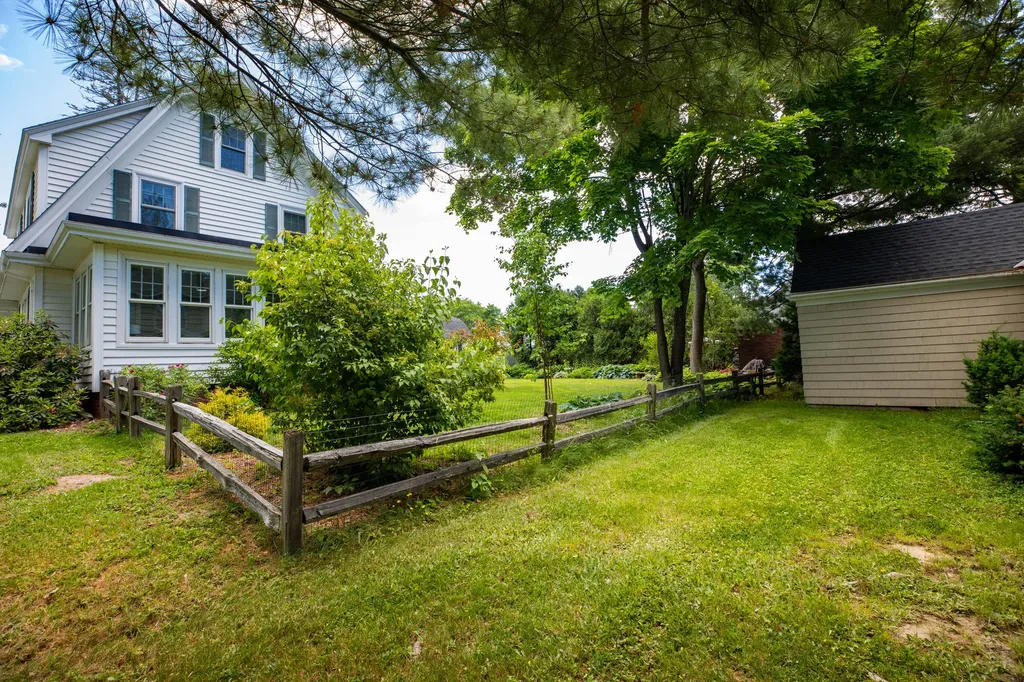 203 Nowell Road Bangor ME 04401