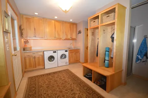 67 Darling Parke Drive Bangor ME 04401