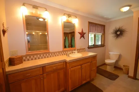 67 Darling Parke Drive Bangor ME 04401