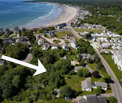 2 Beach Rose Hill York ME 03909