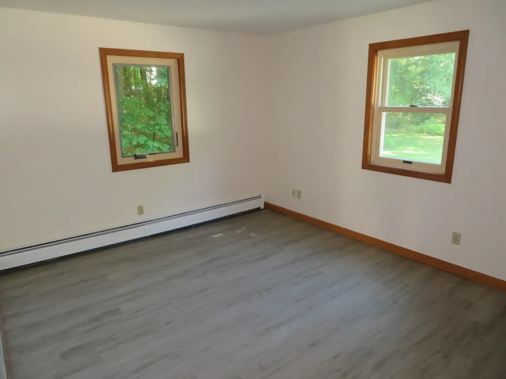 8 Two Rod Road Gray ME 04039