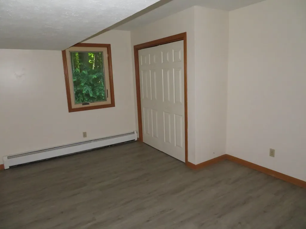 8 Two Rod Road Gray ME 04039