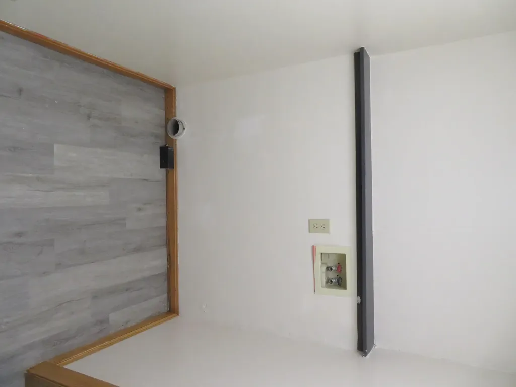 8 Two Rod Road Gray ME 04039