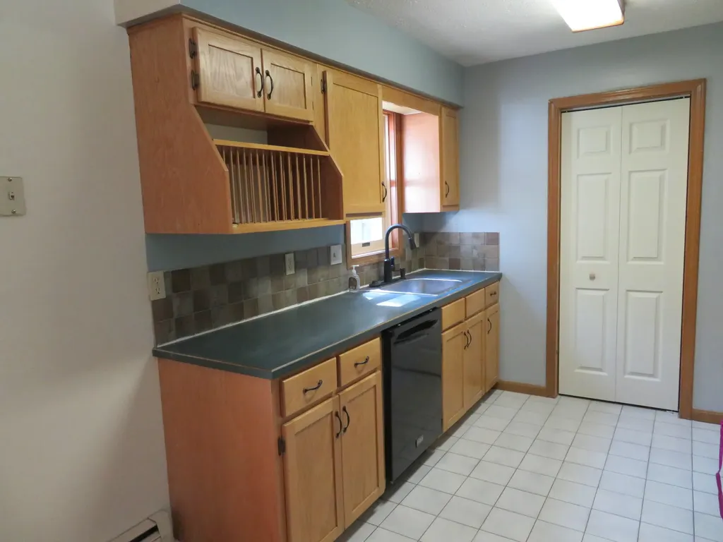 8 Two Rod Road Gray ME 04039