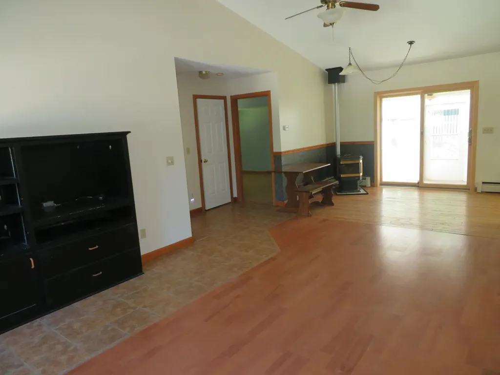 8 Two Rod Road Gray ME 04039
