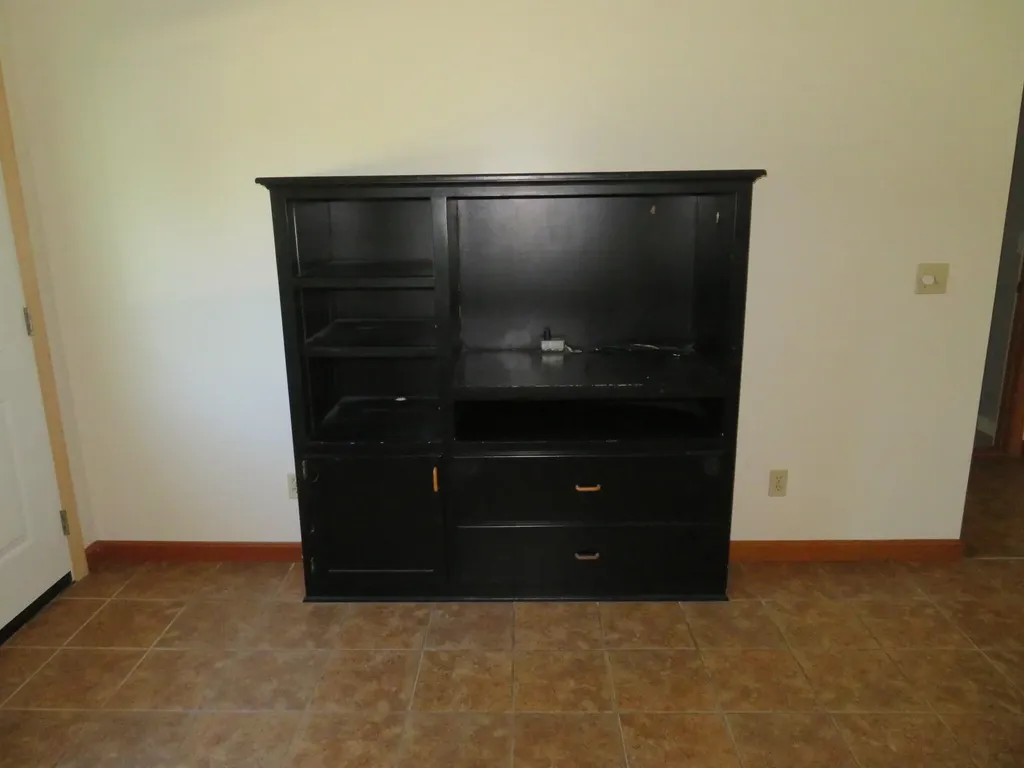 8 Two Rod Road Gray ME 04039