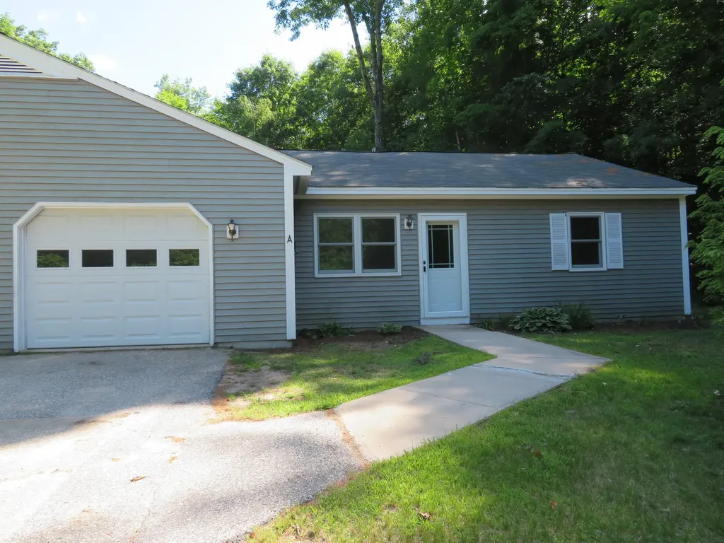 8 Two Rod Road Gray ME 04039