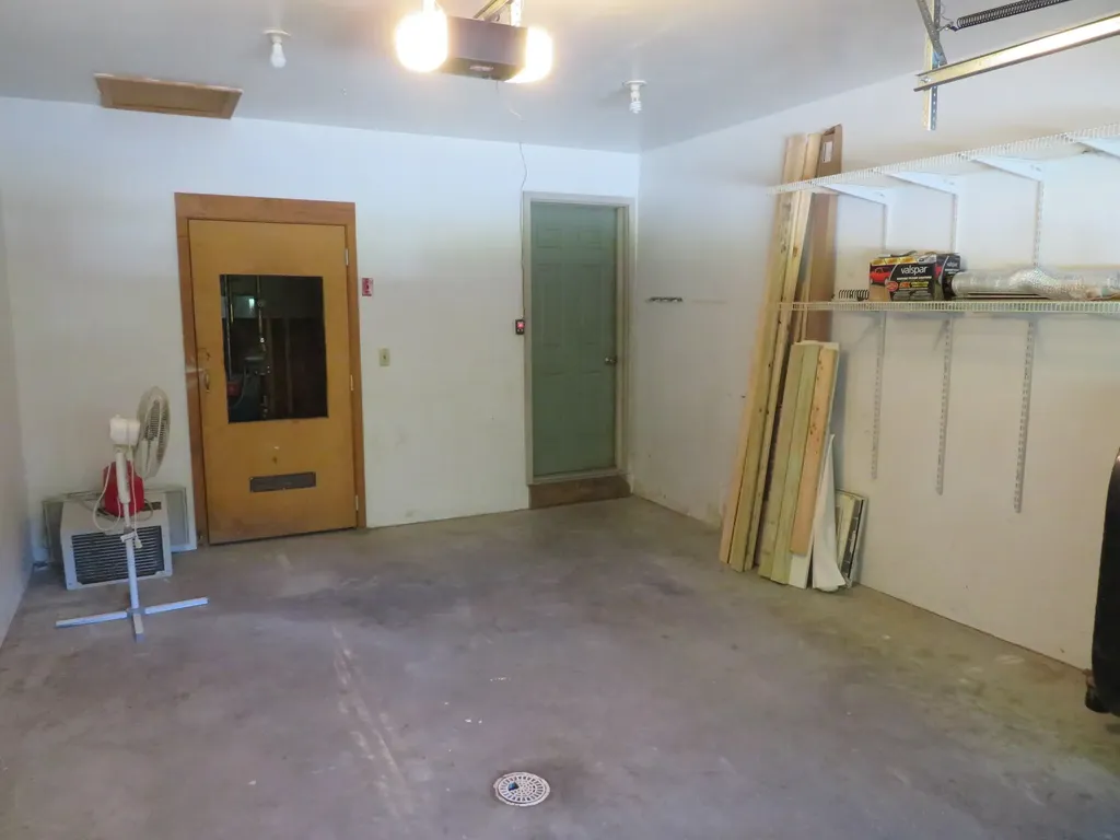 8 Two Rod Road Gray ME 04039