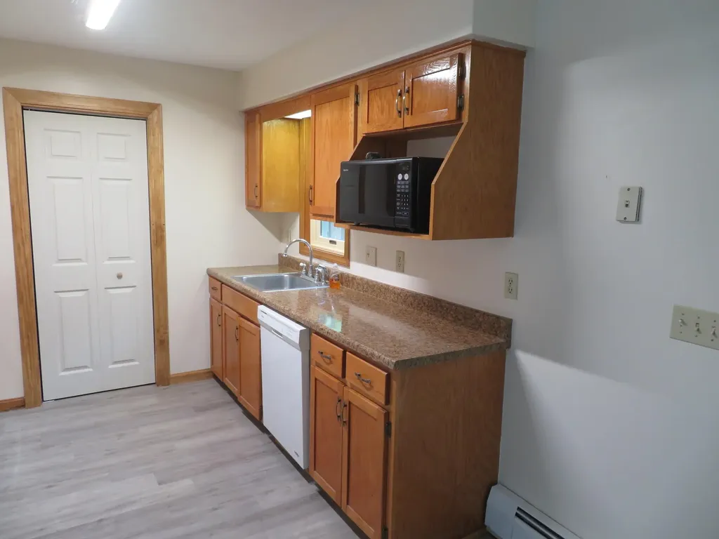 8 Two Rod Road Gray ME 04039