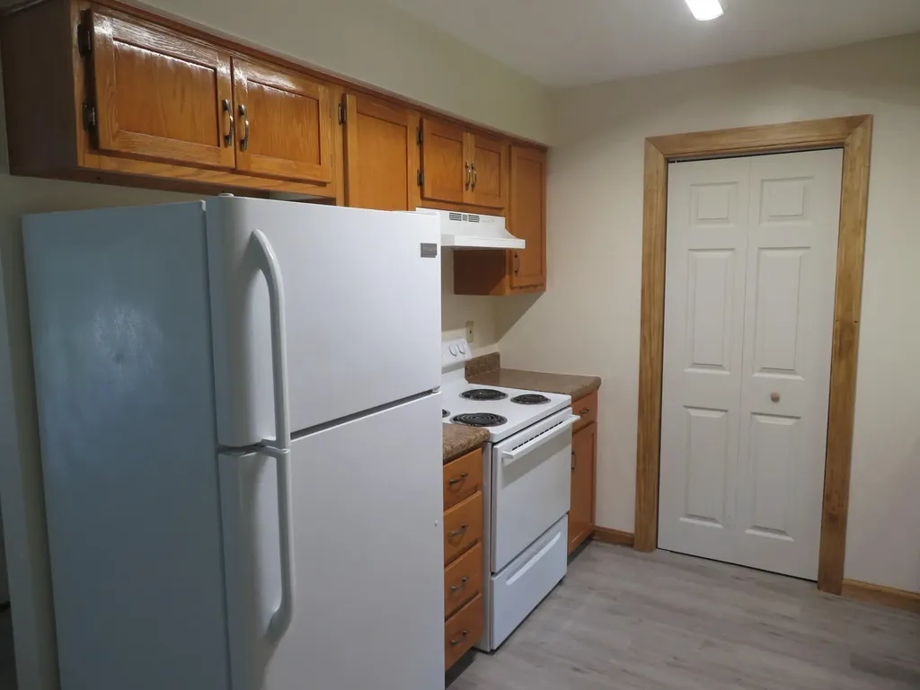 8 Two Rod Road Gray ME 04039