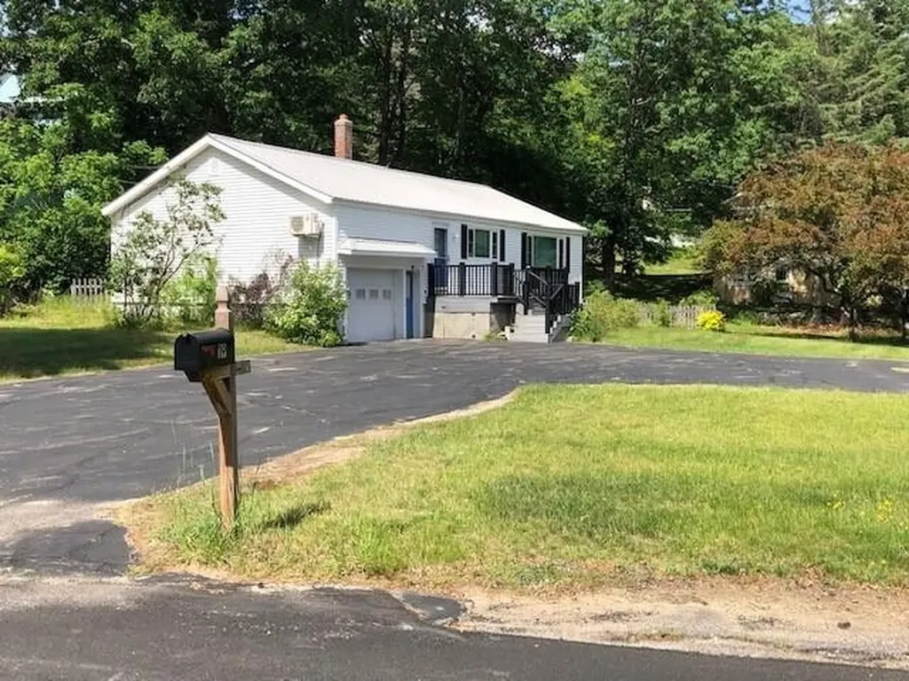 19 Depot Street Harrison ME 04040