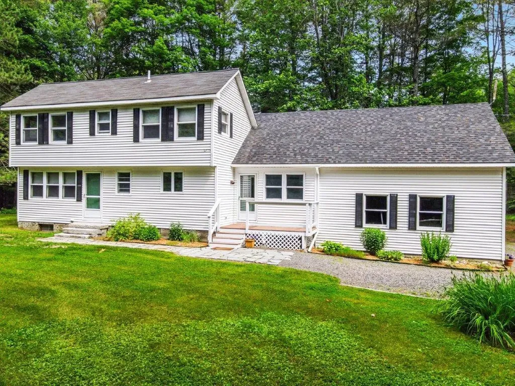 11 Jameson Lane Wayne ME 04284