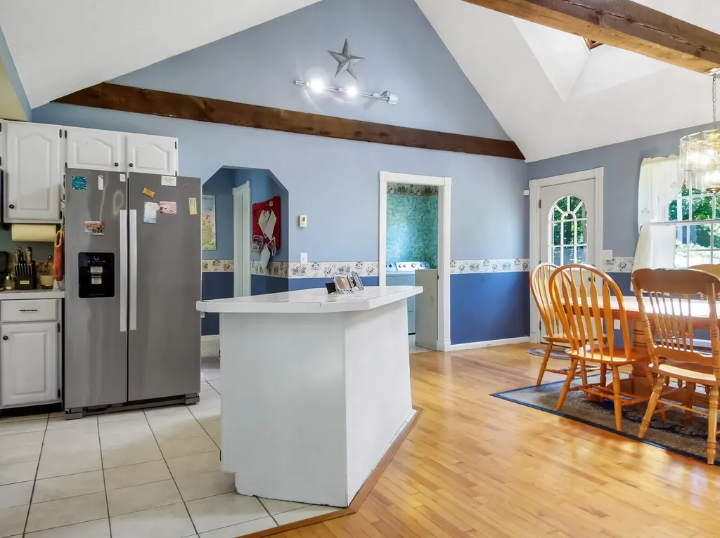 1714 Albion Road Winslow ME 04901