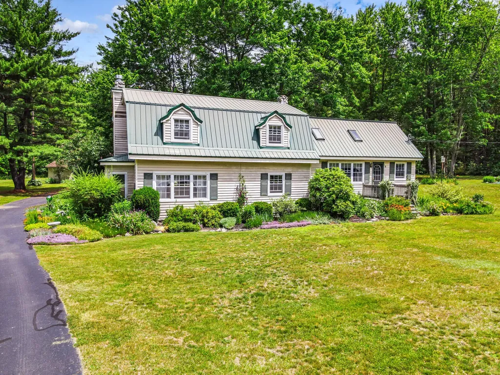 1714 Albion Road Winslow ME 04901
