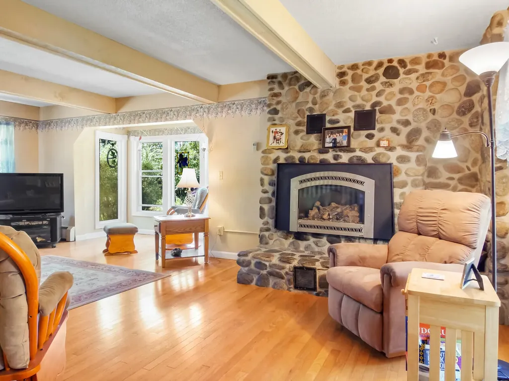 1714 Albion Road Winslow ME 04901