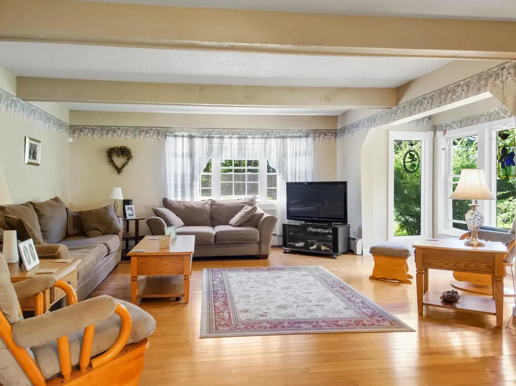 1714 Albion Road Winslow ME 04901