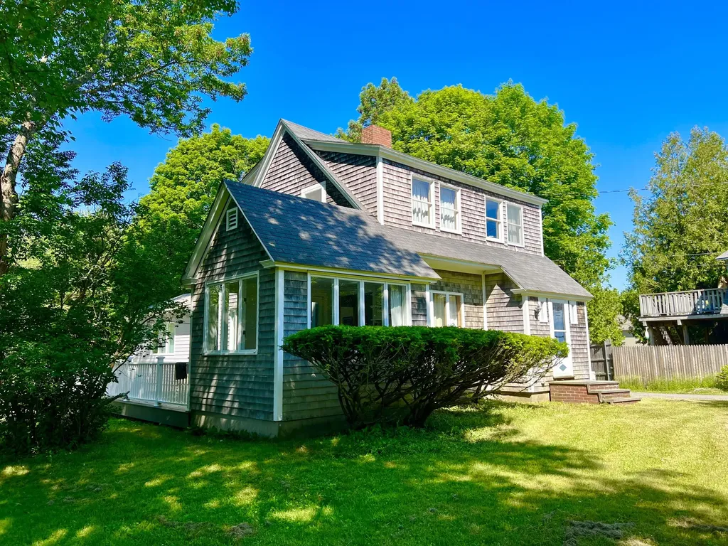 260 Main Street Southwest Harbor ME 04679