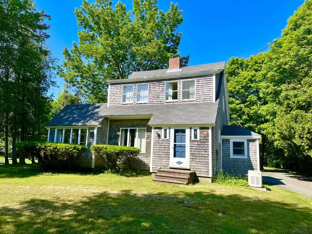 260 Main Street Southwest Harbor ME 04679