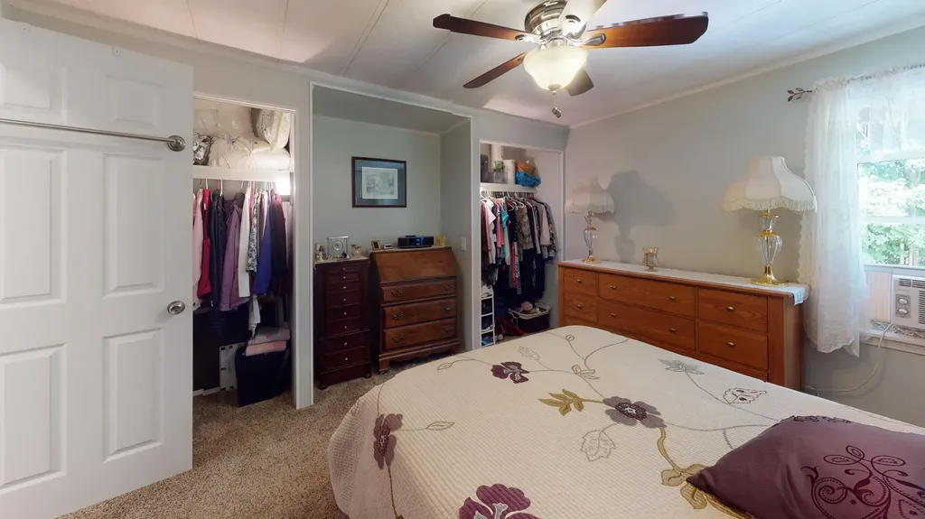 86 Middle Road Sabattus ME 04280