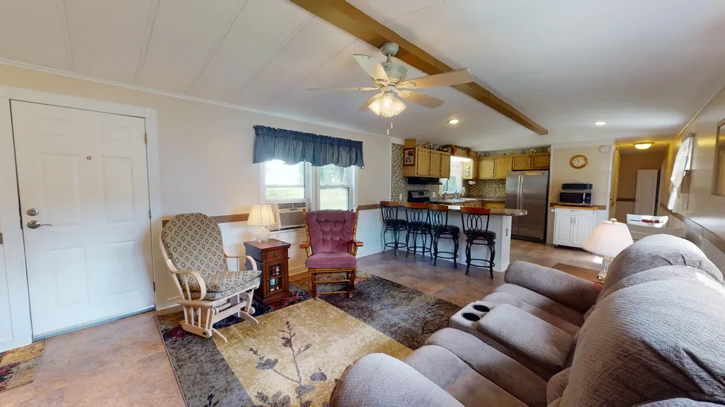 86 Middle Road Sabattus ME 04280