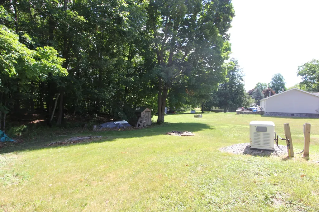 86 Middle Road Sabattus ME 04280