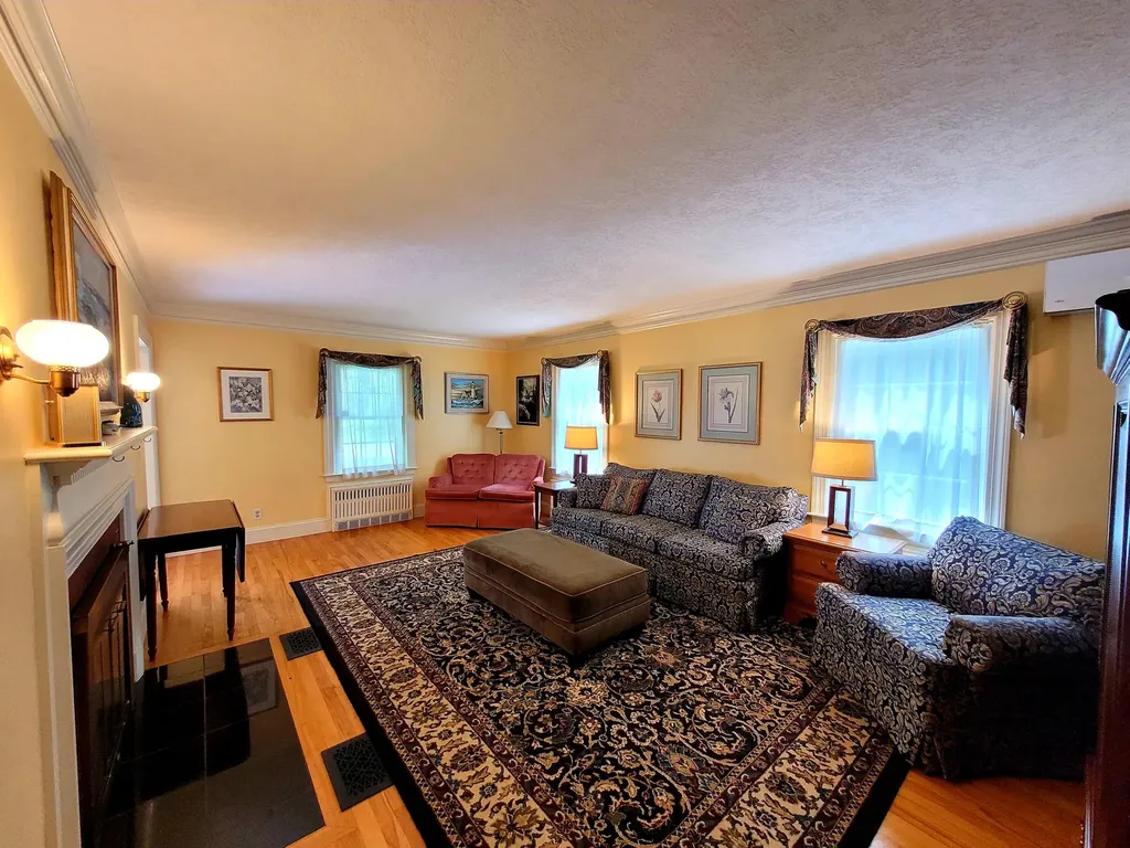 11 Winchester Street Fairfield ME 04937