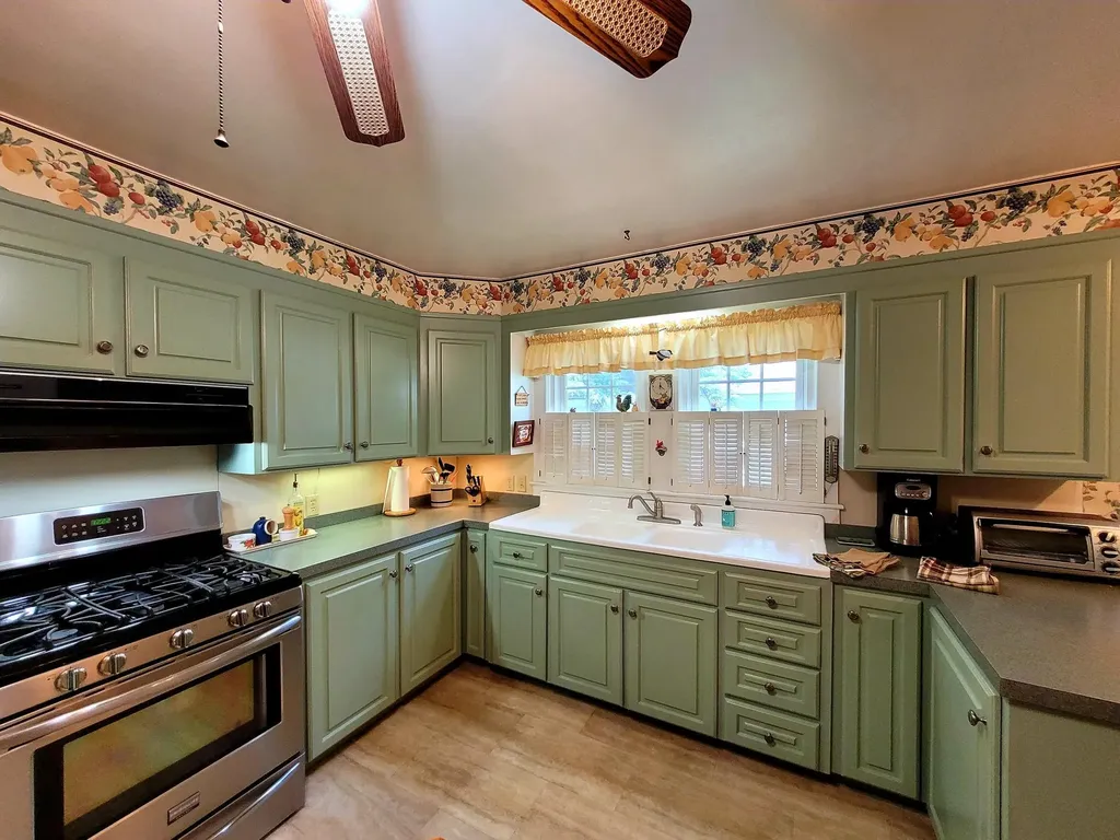 11 Winchester Street Fairfield ME 04937