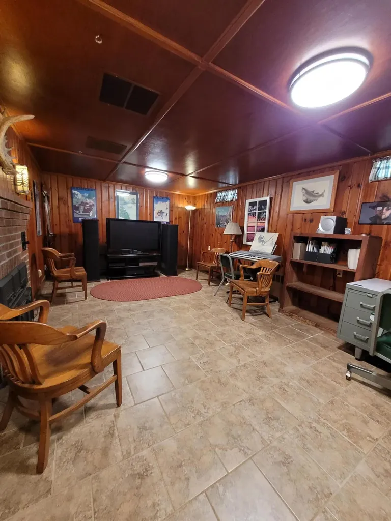 11 Winchester Street Fairfield ME 04937