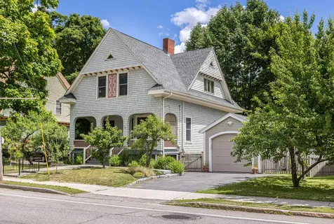 435 Deering Avenue Portland ME 04103