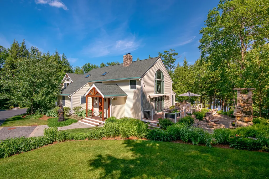 510 Commons Drive Bridgton ME 04009