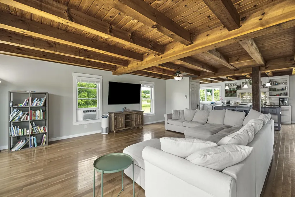 64 Cole Road Union ME 04862