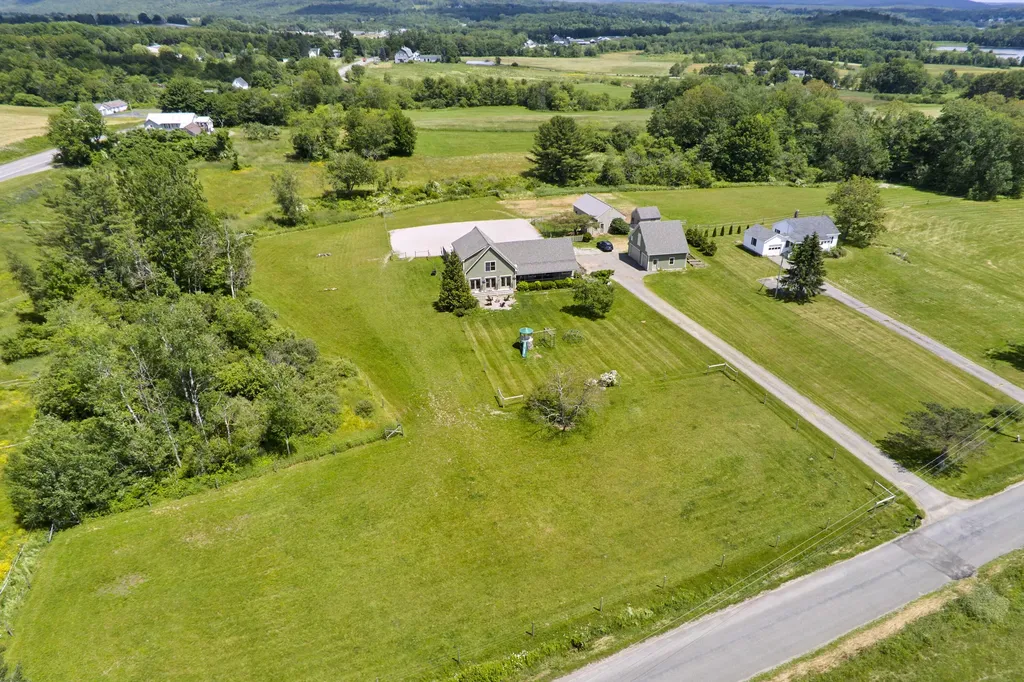 64 Cole Road Union ME 04862
