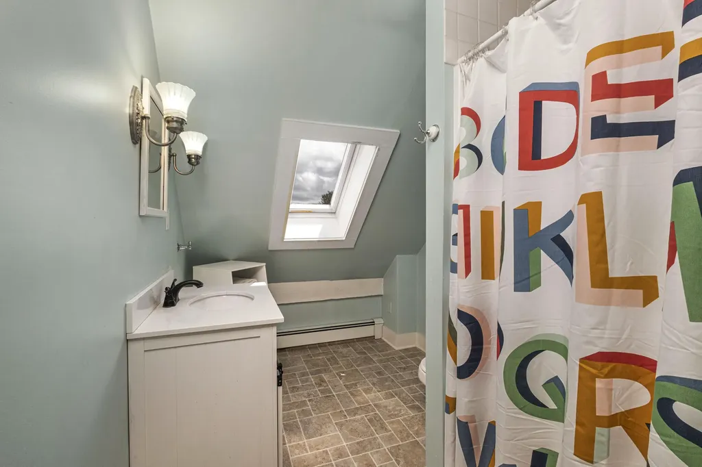 64 Cole Road Union ME 04862