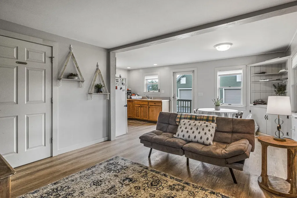 64 Cole Road Union ME 04862