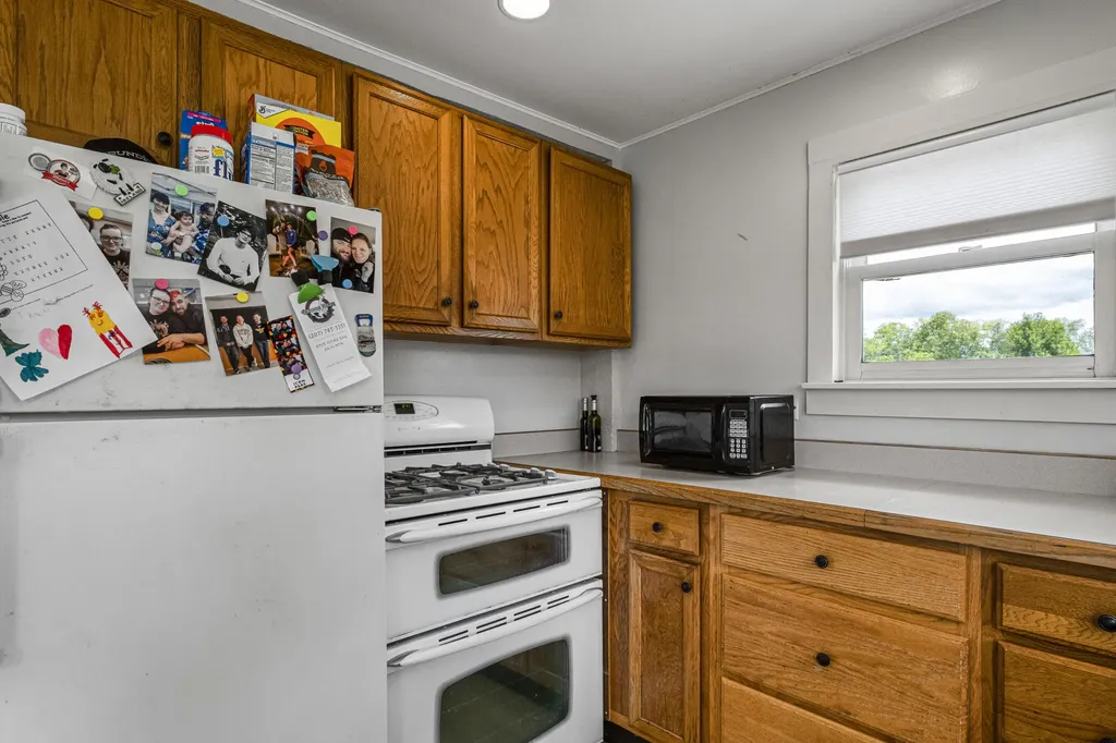 64 Cole Road Union ME 04862