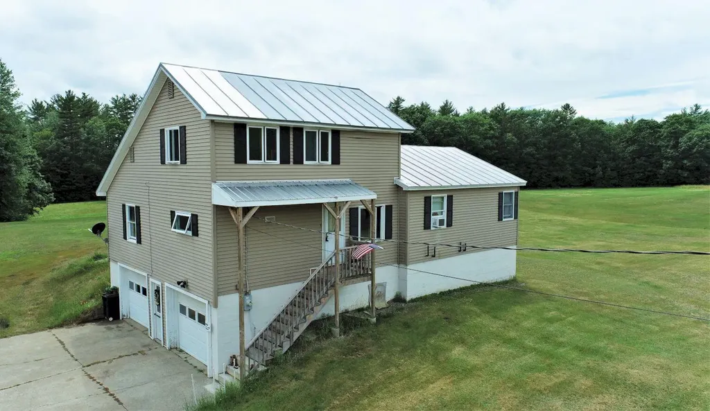 156 Airport Road Norridgewock ME 04957
