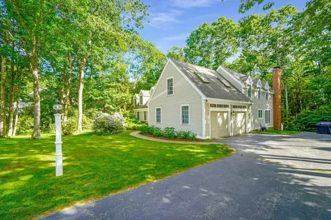 12 Lockwood Drive Kennebunk ME 04043