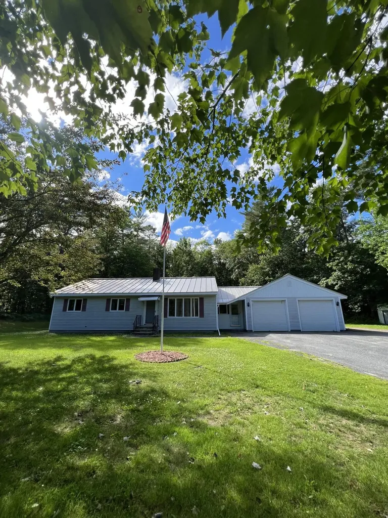 487 Belgrade Road Oakland ME 04963
